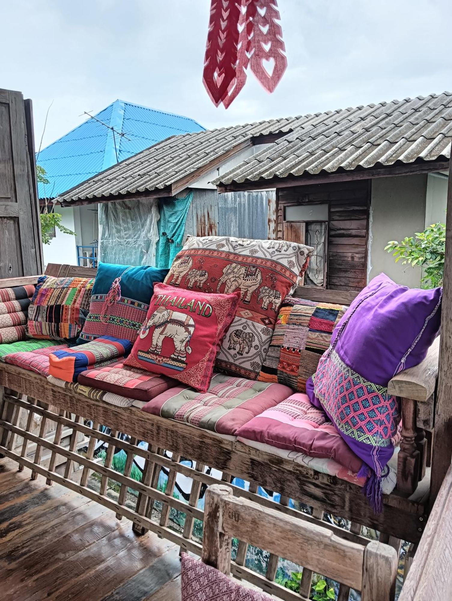 Huen Chiang Man Hostel (Adults Only) Chiang Mai Eksteriør billede
