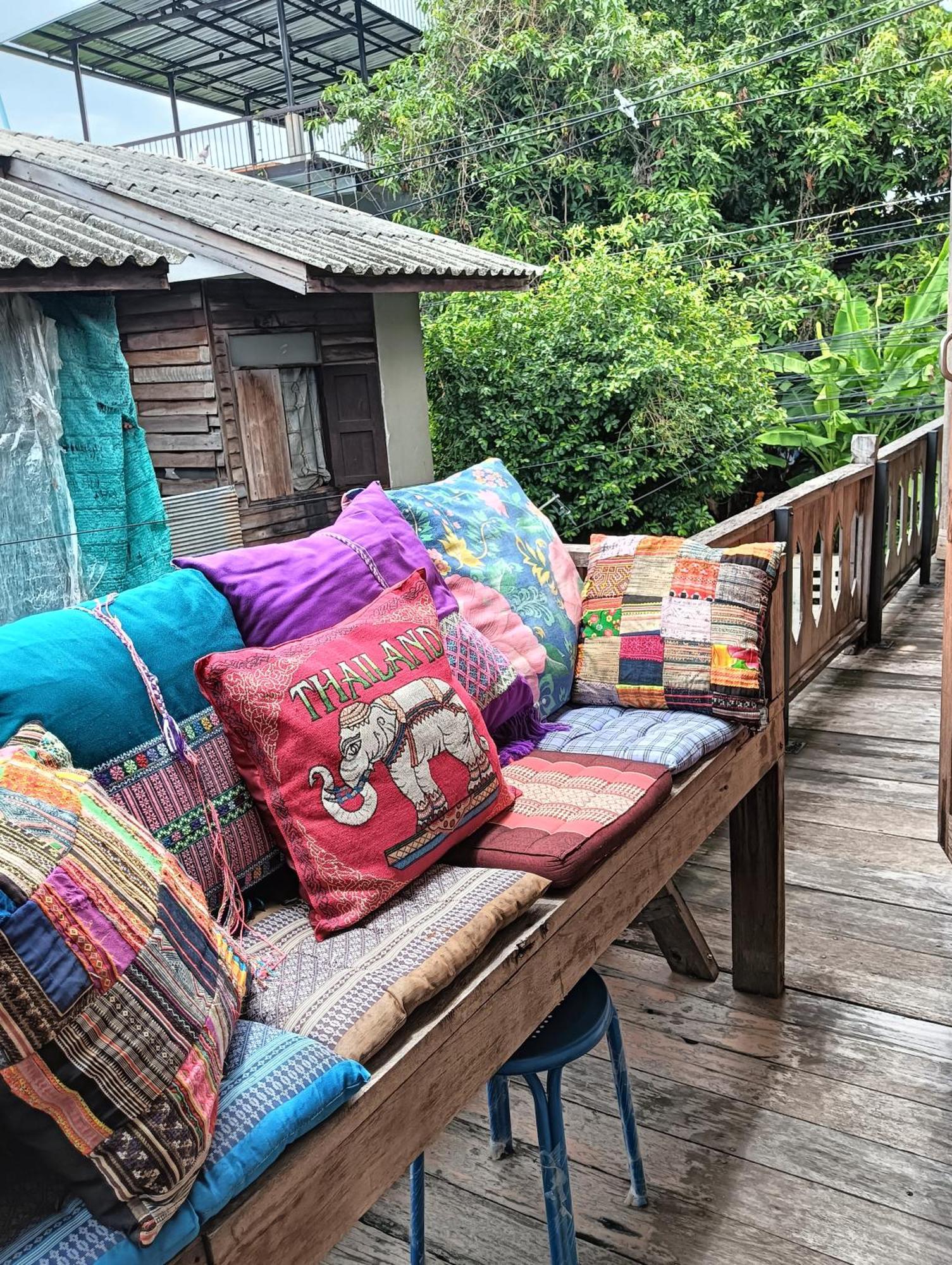 Huen Chiang Man Hostel (Adults Only) Chiang Mai Eksteriør billede