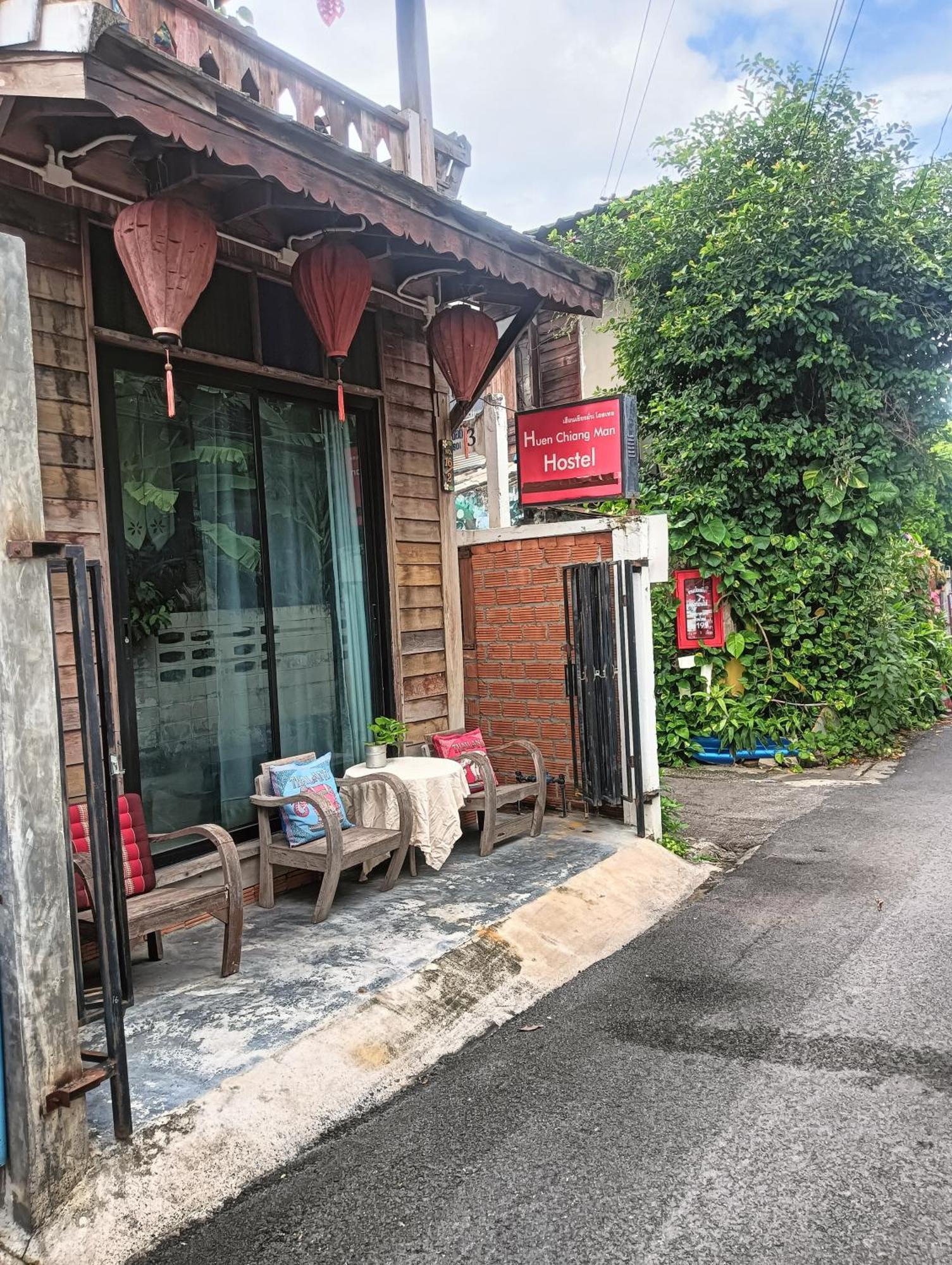 Huen Chiang Man Hostel (Adults Only) Chiang Mai Eksteriør billede