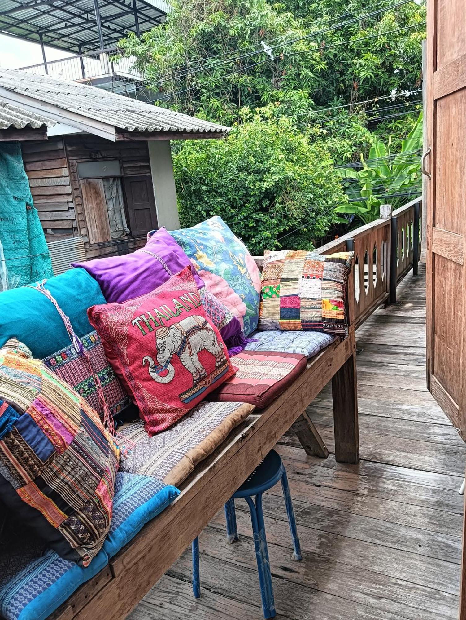 Huen Chiang Man Hostel (Adults Only) Chiang Mai Eksteriør billede
