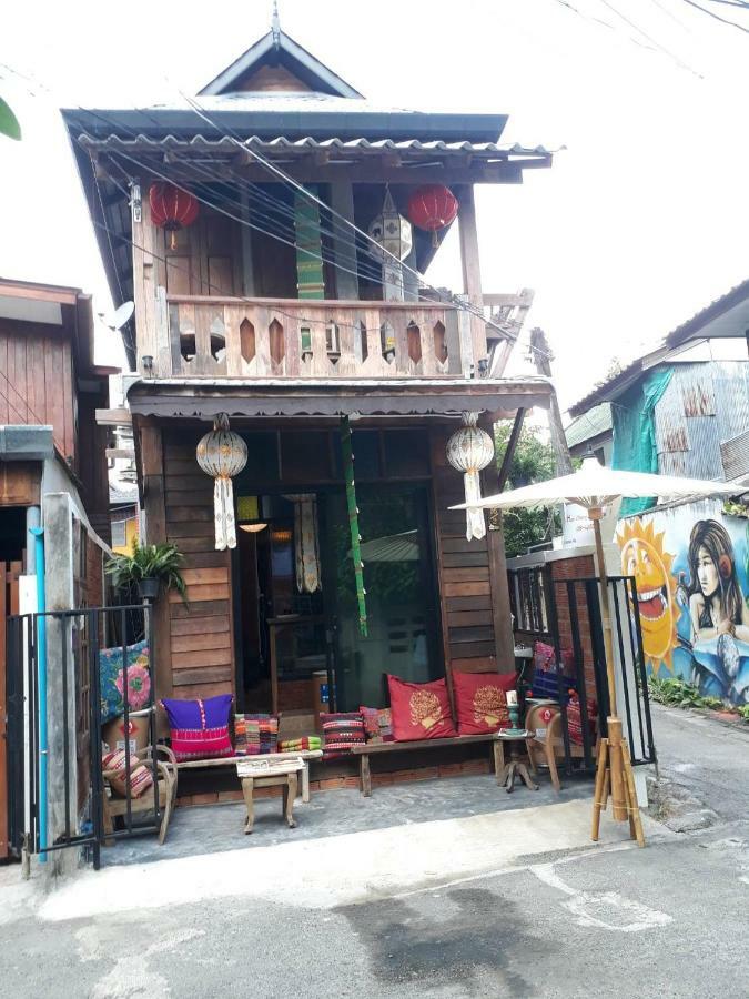 Huen Chiang Man Hostel (Adults Only) Chiang Mai Eksteriør billede